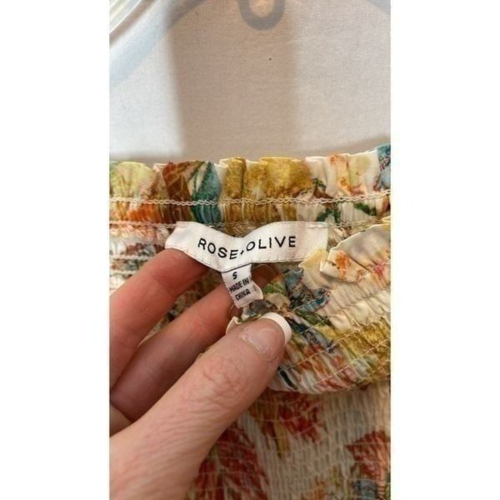 Rise And Olive Hawaiian Smocked Crop Top. Size Small. New. - Picture 4 of 7